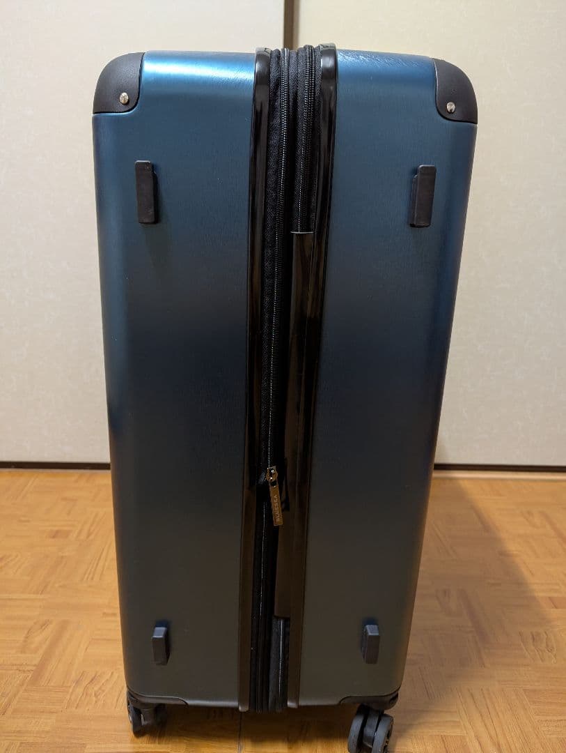 スーツケース　Lサイズ