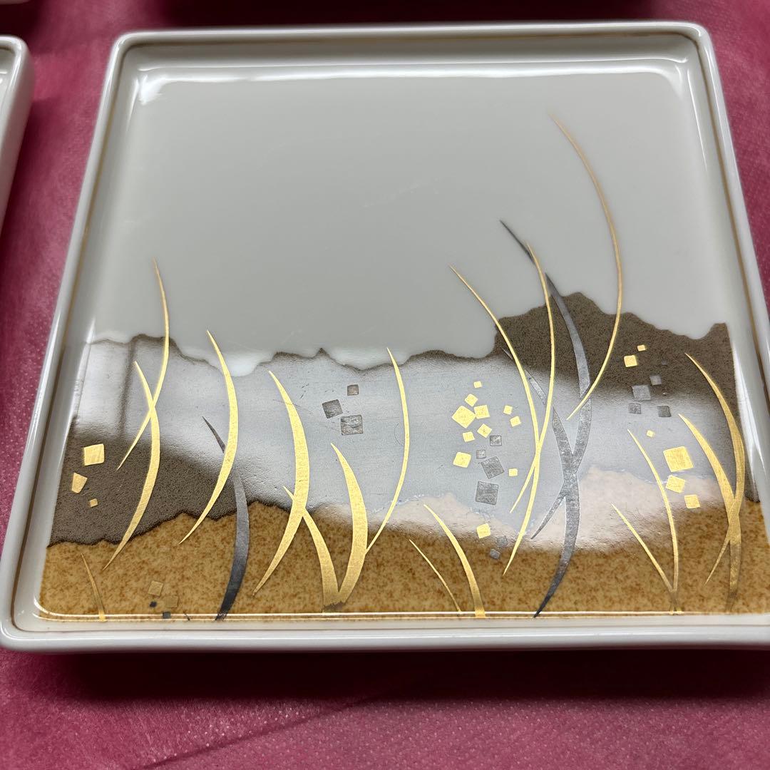 金色草模様の陶器皿10枚セット