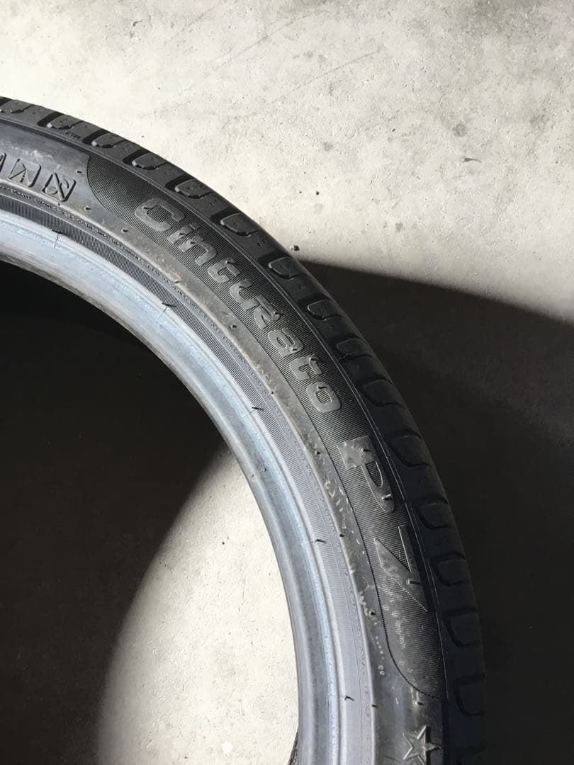 ピレリ　245/40R19 19インチ サマータイヤ