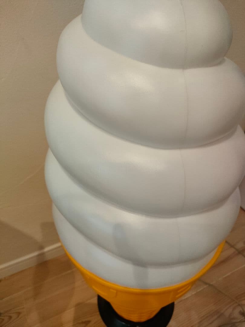 ソフトクリーム型ライト　 ニッセイ　日世 ランプ　 照明 看板