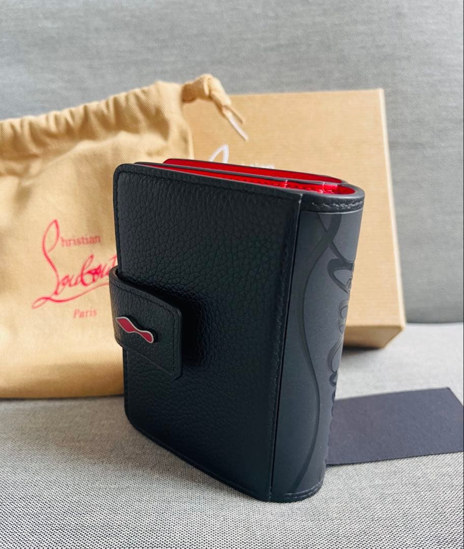 クリスチャンルブタン二つ折ミニウォレット“PALOMA“箱付新品未使用品