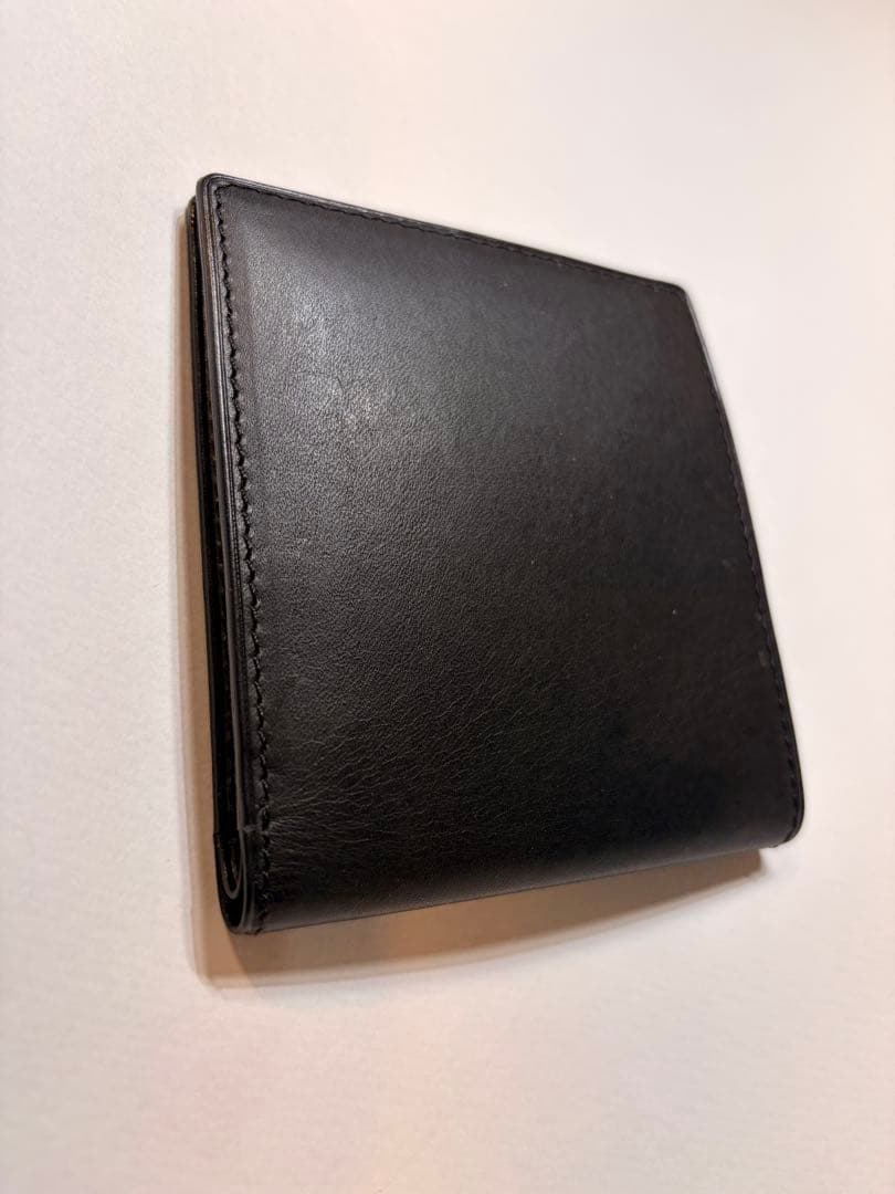 名人級　大峡製鞄　イタリア製牛革二つ折り財布（黒）