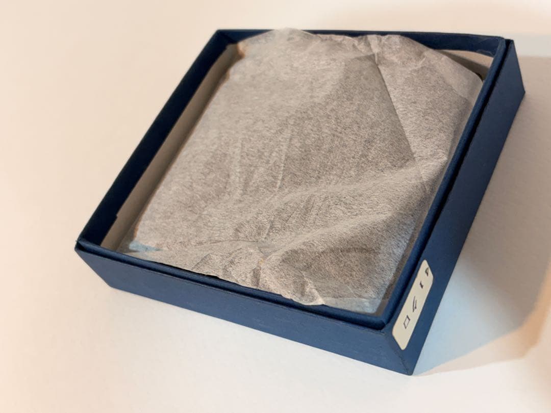 名人級　大峡製鞄　イタリア製牛革二つ折り財布（黒）