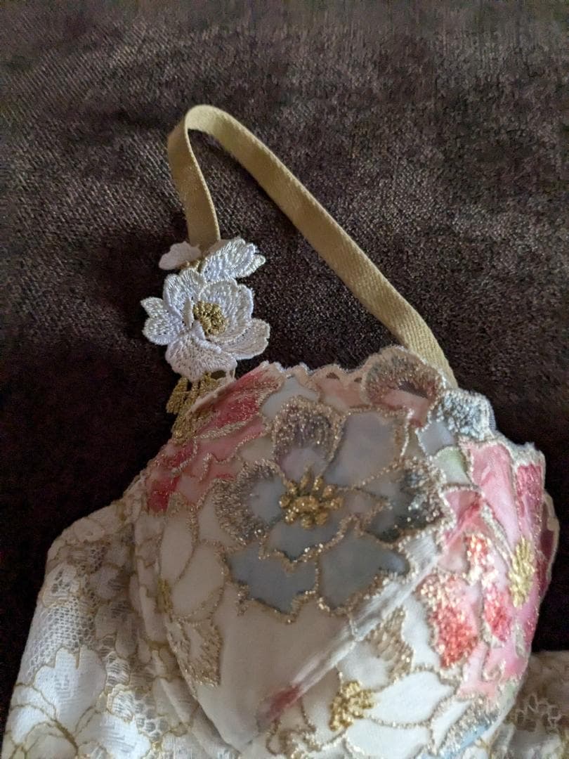 ワコール、サルート03グループ婚礼衣装ブラジャーB70サイズ。