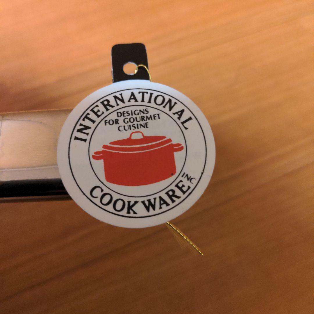 新品未使用　アメリカ　インターナショナル社　鍋、フライパンセット