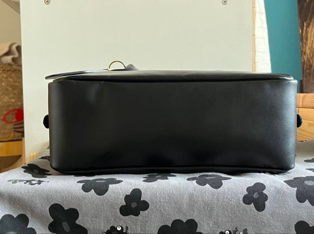 フレームワーク　ヤングアンドオルセン CHARM WIDE BOTTLE BAG