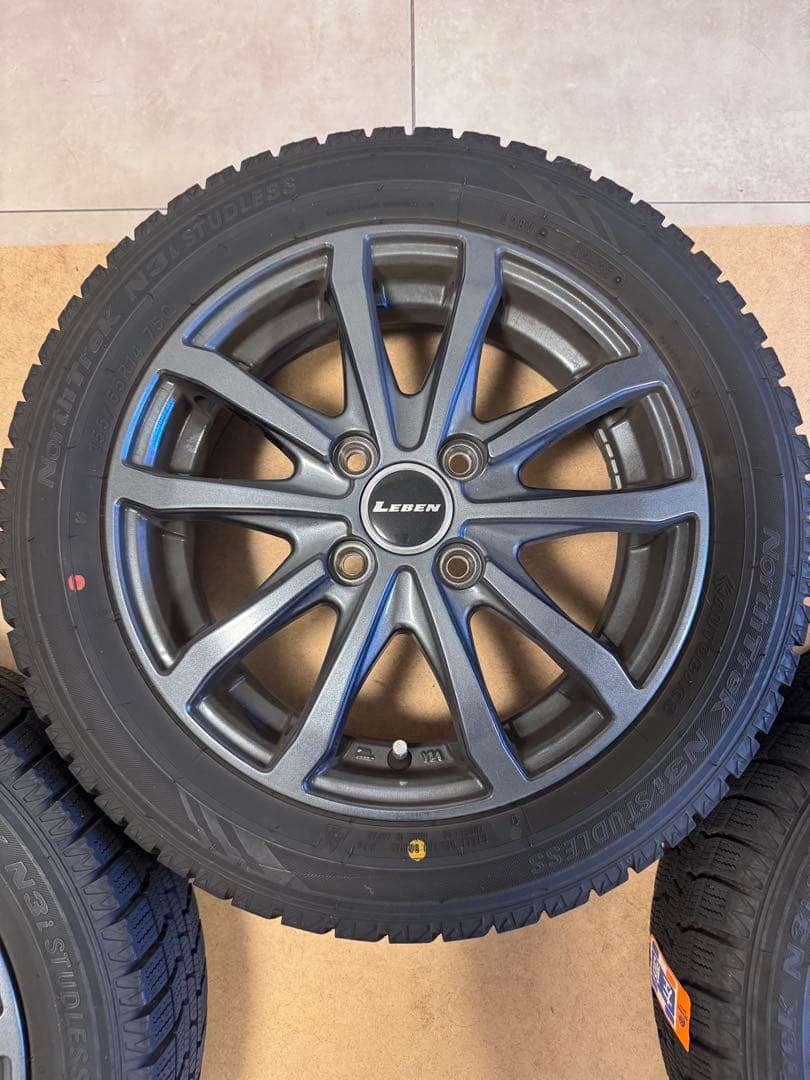 美品 バリ溝155/65R14 アルミホイール付きスタッドレスタイヤ4本セット