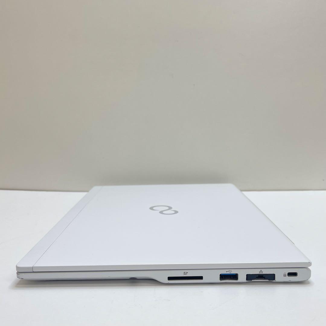 #610 富士通 LIFEBOOK UH75/D3 i7-8565U 8GB