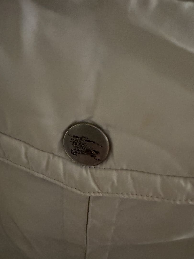 Burberry チェック柄ダウンジャケット ホワイト