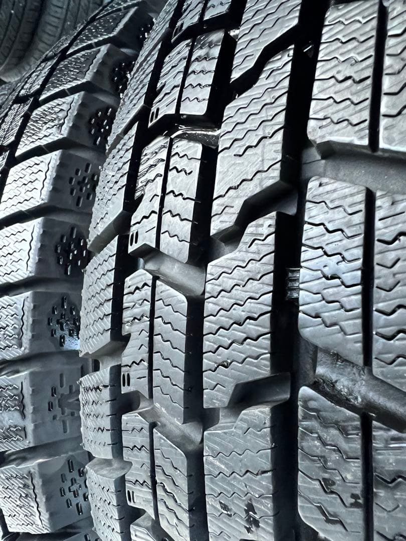 ゆぅGOOD YEARスタッドレス185／65R15 88Q深溝