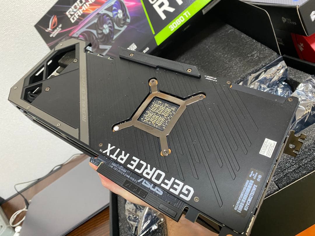 グラフィックボード・グラボ・ビデオカード ASUS ROG STRIX 3080TI 12GB