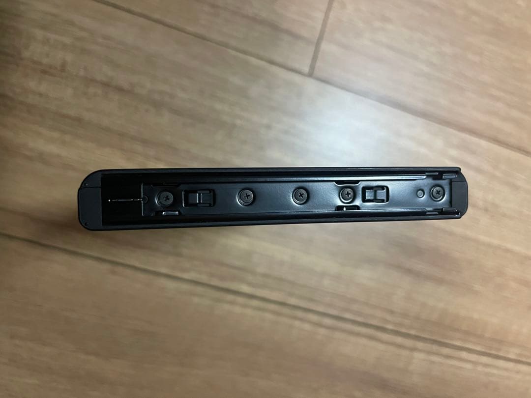 Nintendo Switch 本体　レッド　ネオンパープル