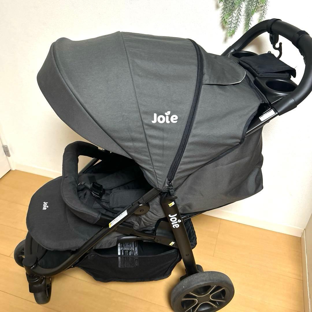 【送料無料】 Joie ライトトラックス4 コール 生後１ヶ月～