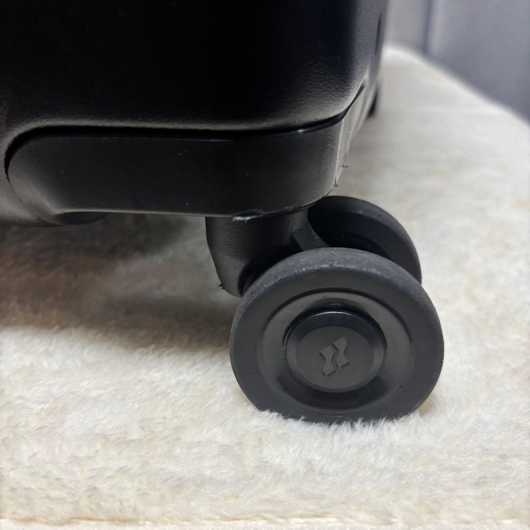 LOJEL スーツケース　Sサイズ　ブラック