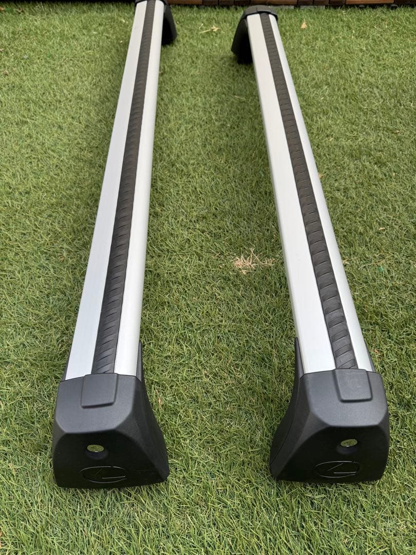 レクサスＮＸ現行純正クロスバー(2024年1月購入)