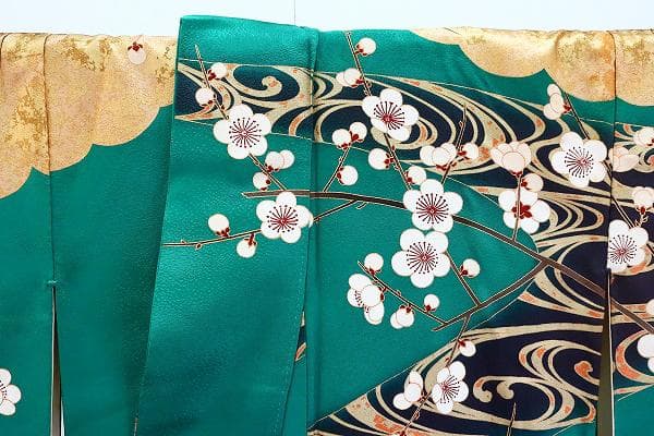 ★専用★美品 振袖 緑 枝梅 雲取 流水 金彩加工 身丈160cm お洒落