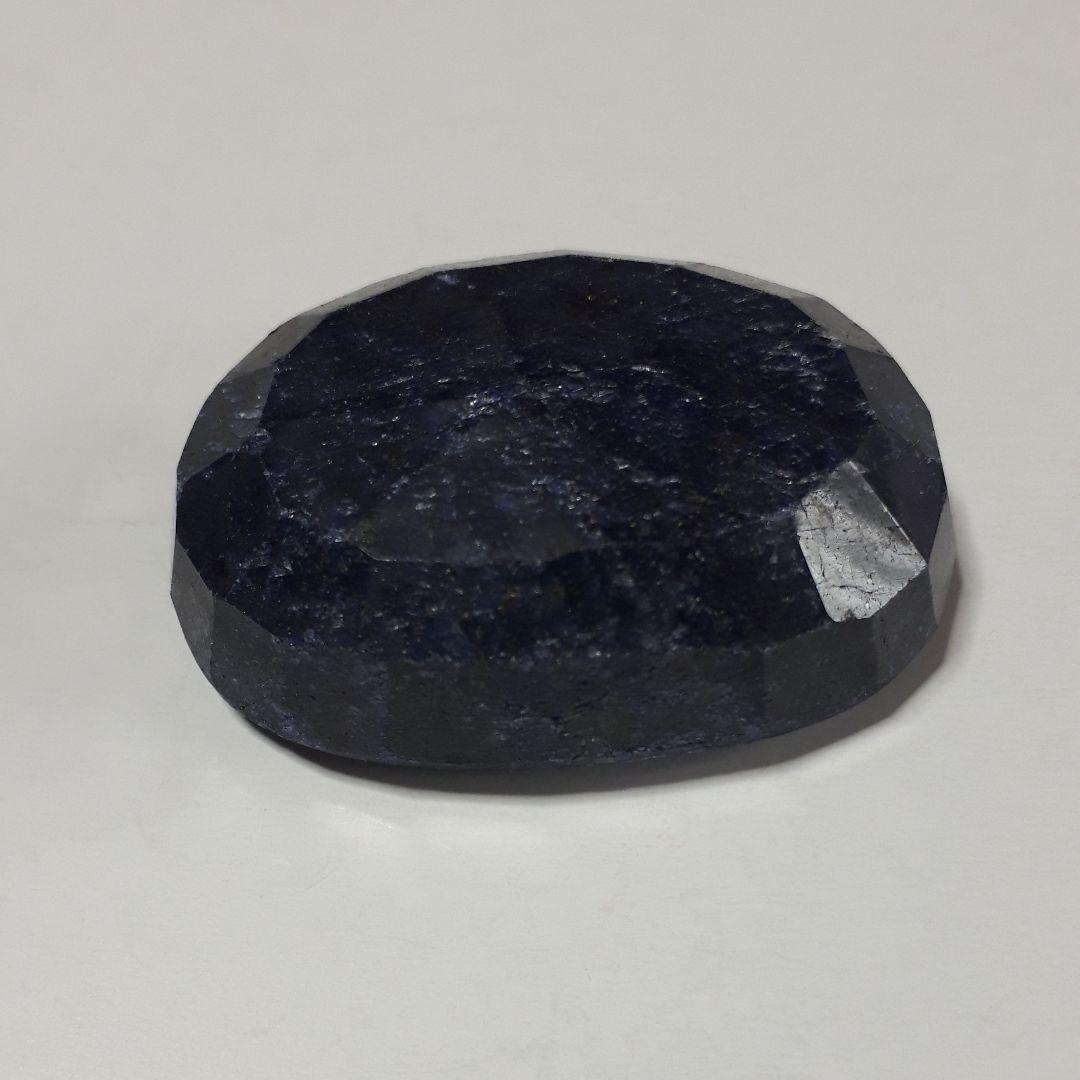 天然サファイア ルース ヒート処理して有ります 海外鑑定書付き