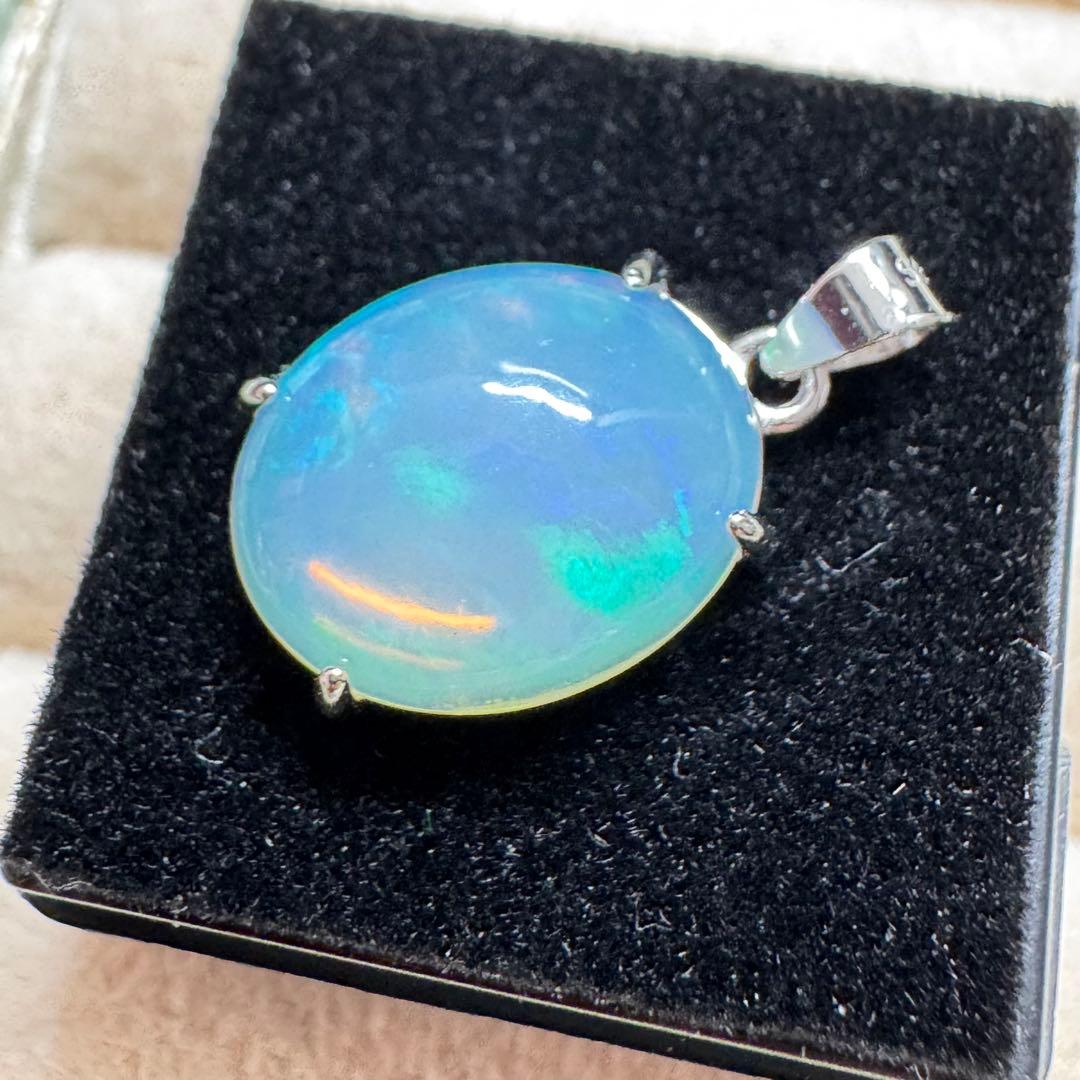 天然エチオピアオパール　ペンダントトップハンドメイド Silver925 81