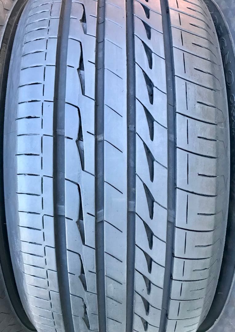 215/55 R16 BRIDGESTONE REGNOラジアルタイヤ2023年