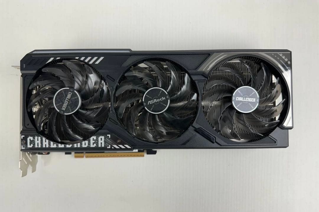 グラフィックボード・グラボ・ビデオカード ASRock RX9070 CL 16G
