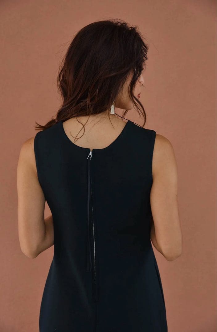 新品未使用　Sサイズ　ブラック　werthy FLY HIGH JUMPSUIT