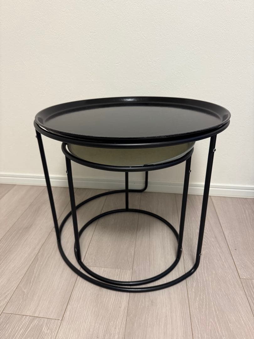 カナデモノ CAMBRO製トレー ローテーブル ブラック & ホワイト