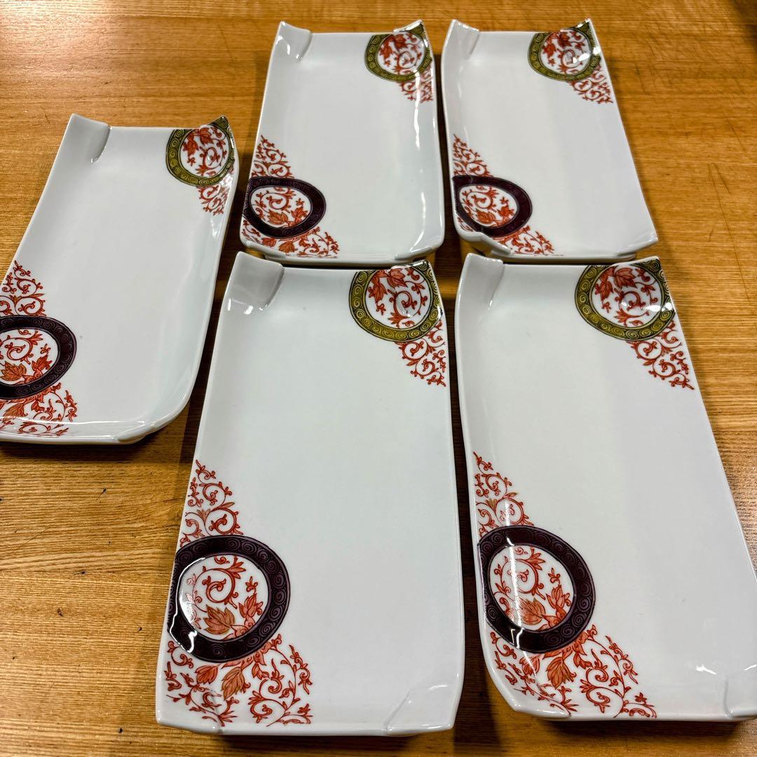 九谷焼　銀泉窯　丸紋唐草　7.8号皿揃　長皿　焼物皿　角皿　横幅23.5cm