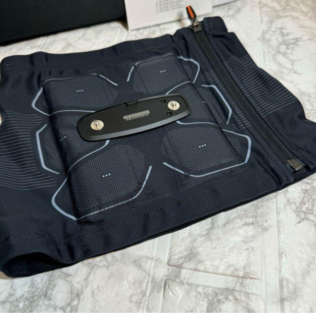 SIXPAD シックスパッドパワースーツライトアブズ Sサイズ