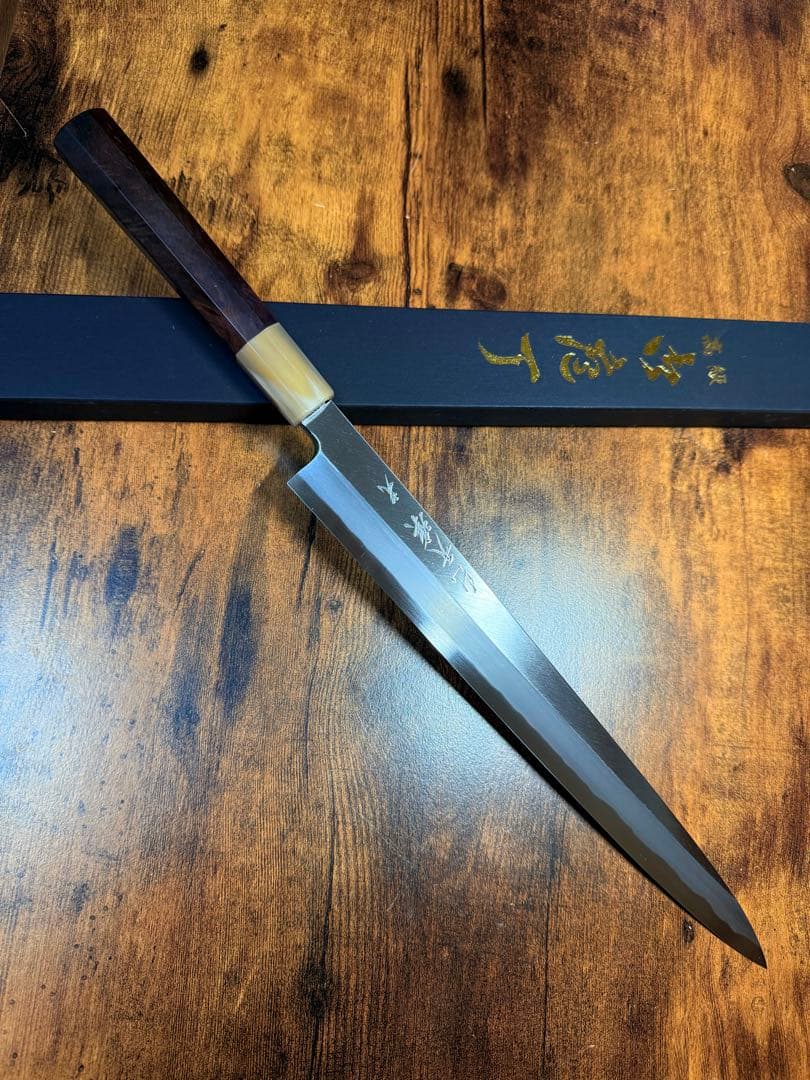 森本光一作　刺身 柳刃　青一鋼 紋鍛錬 尺　紫檀白水牛八角柄