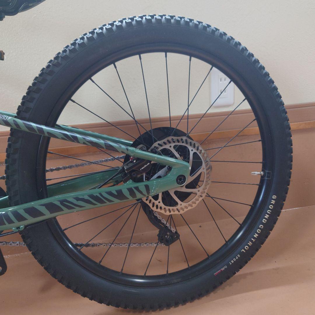 スペシャライズドSPECIALIZED リップロック RIPROCK 24インチ