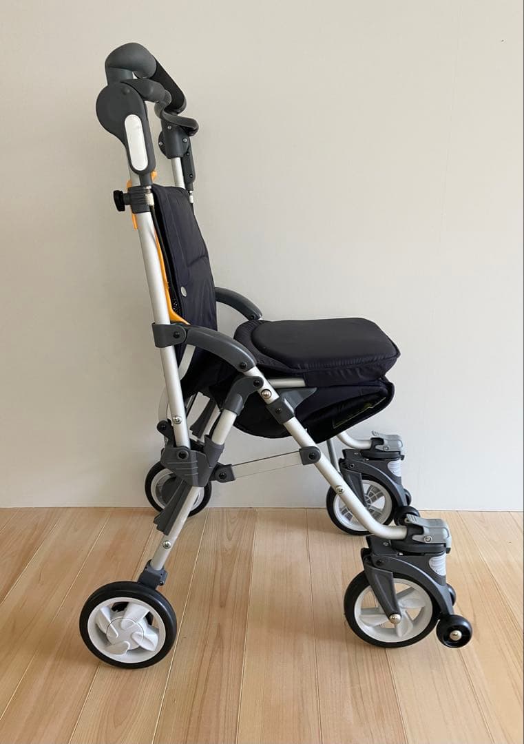 キャリースルーン 段差楽々 シルバーカー マキテック 手押し車 歩行器