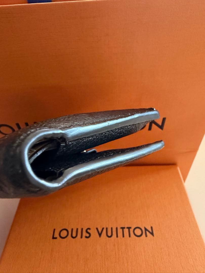 【極美品】Louis Vuittonミニ財布 ポルトフォイユリサ