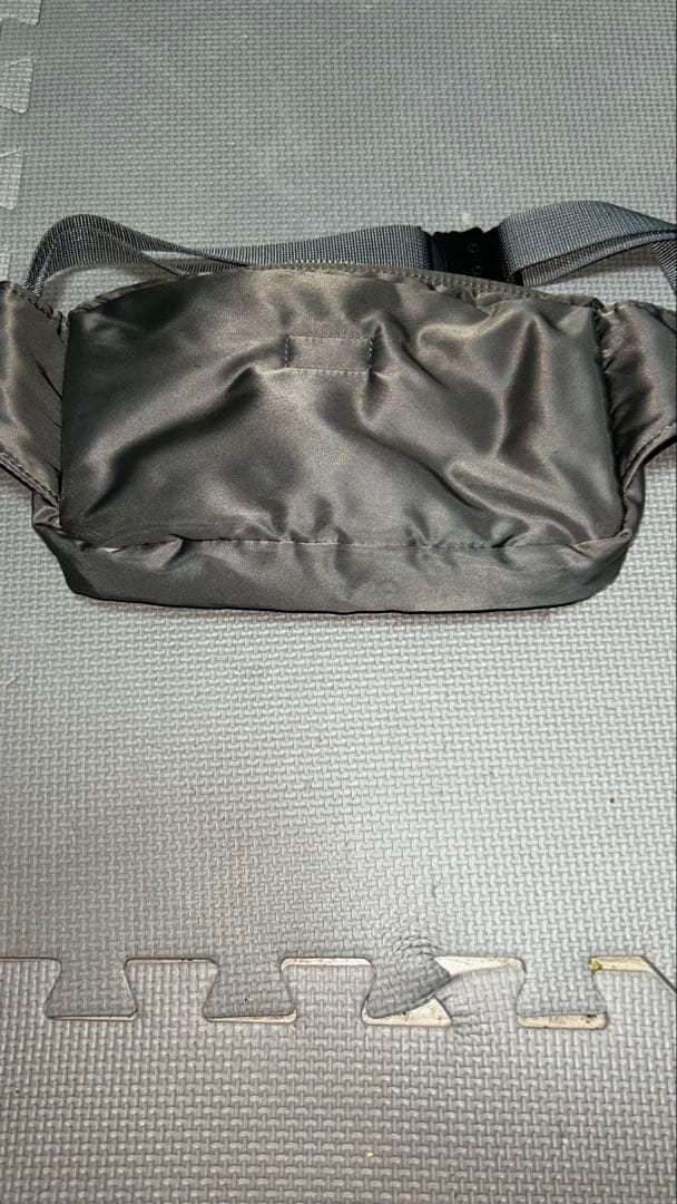 吉田かばん　ポータータンカー ボディウエストバッグ　グレー