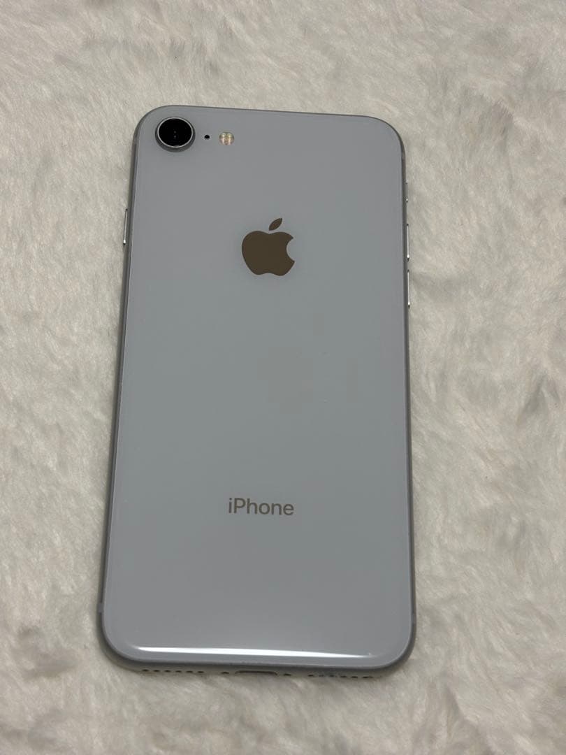 iPhone8 シルバー 64GB 本体のみ 初期化済み SIMフリー