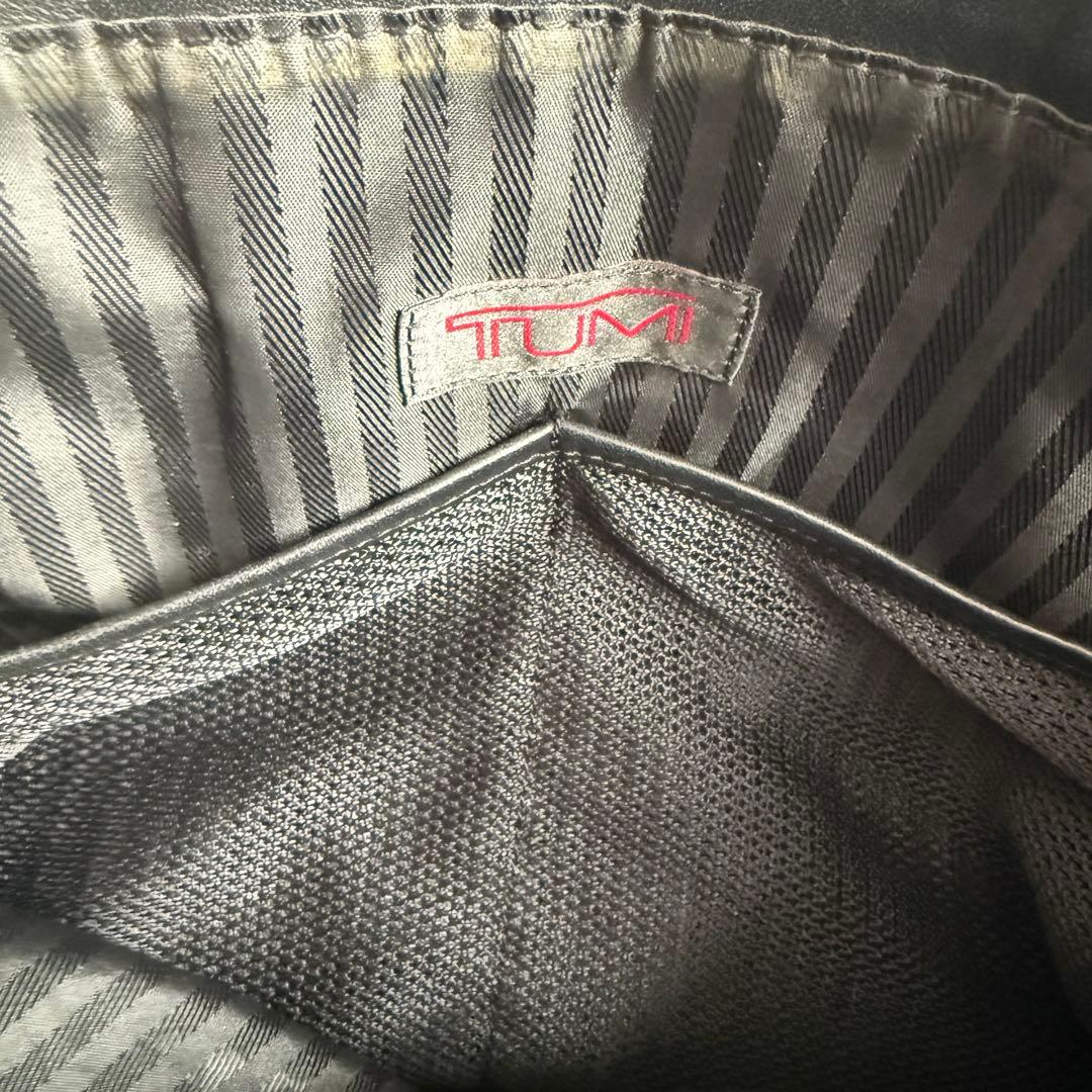 美品☆TUMI/メッセンジャーバッグ/ショルダーバッグ/レザー/A4 PC収納可