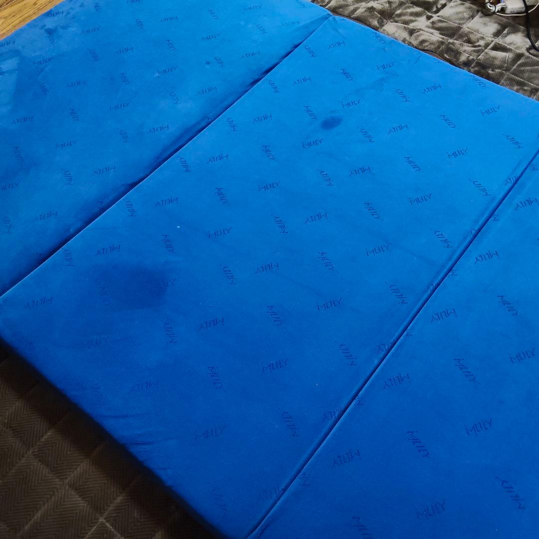 *チエ*エムリリー セミダブル 三つ折りマットレス 8cm厚