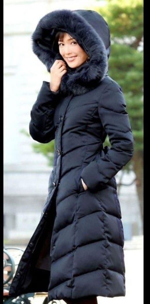 フォックスファー付きロングダウンコート／ タグ付未使用品