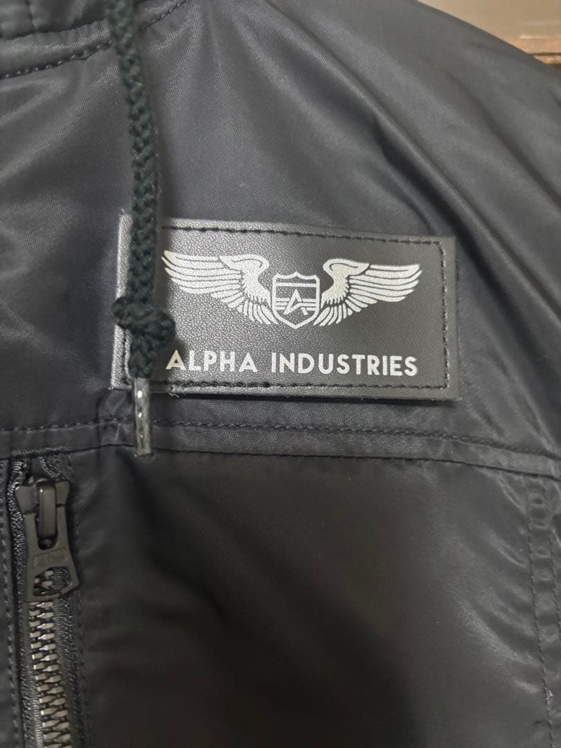 ALPHA INDUSTRIES MA-1 Mサイズ