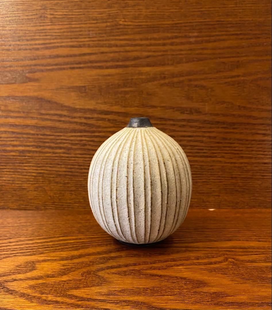 額賀章夫　プリーツ　花器