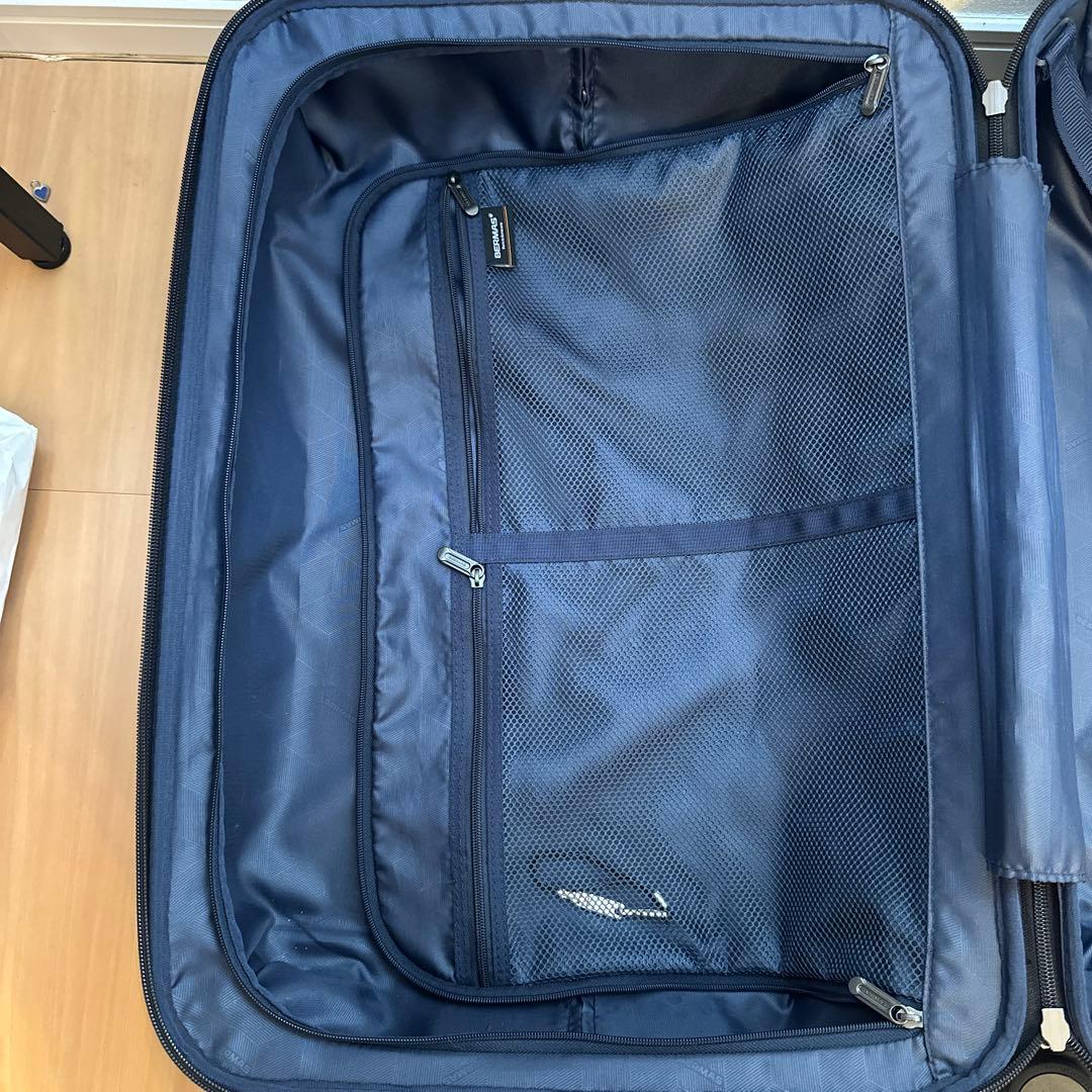 や*ん様 BERMAS スーツケース ブラック