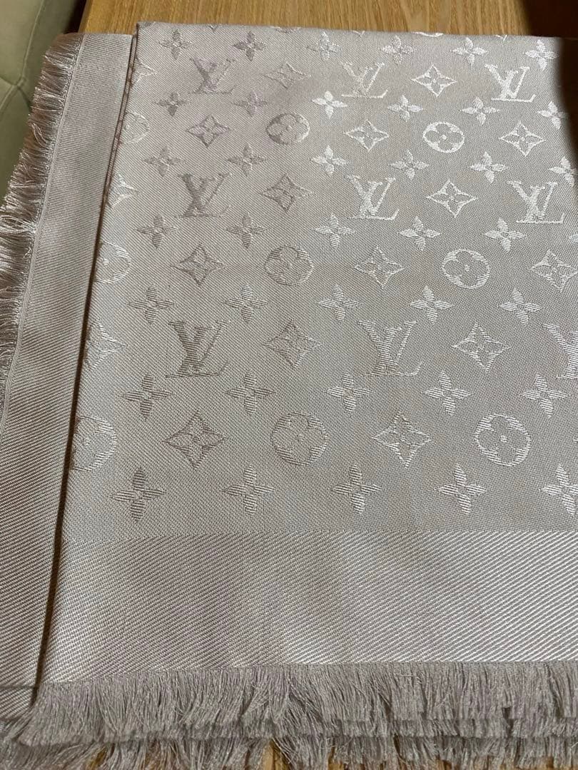 LOUIS VUITTON モノグラム シャイン　ストール