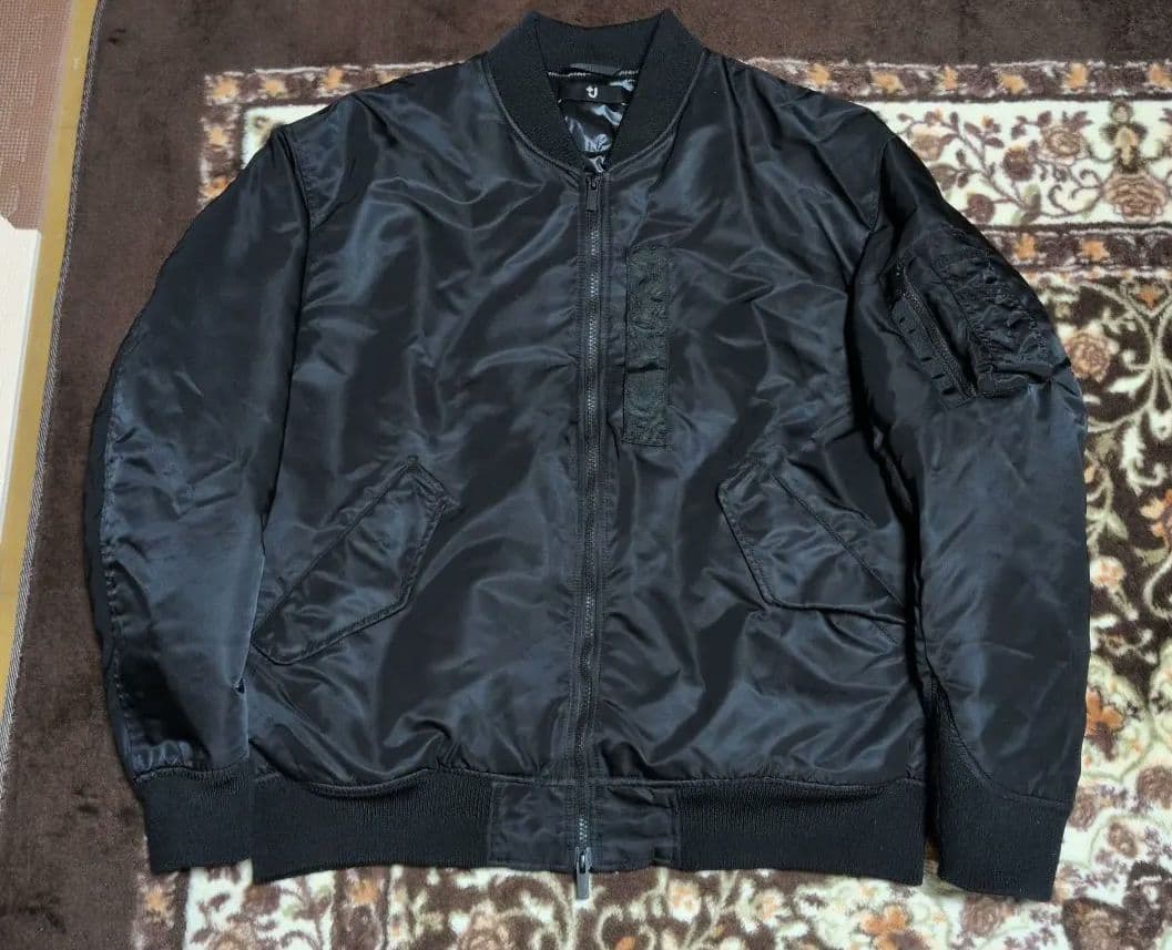 2026復刻版ユニクロ＋JハイブリッドダウンオーバーサイズMA-1 XL黒