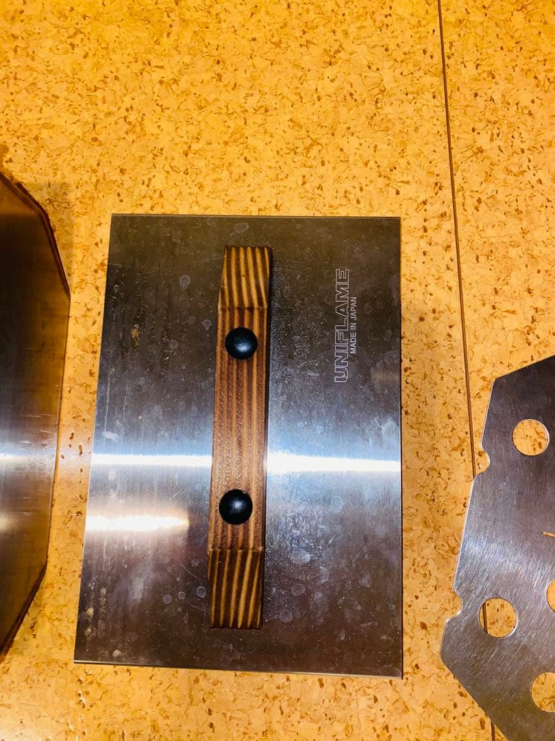 ユニフレーム　ユニセラTG-Ⅲ、ユニセラ熱燗あぶり台、キャリーケース