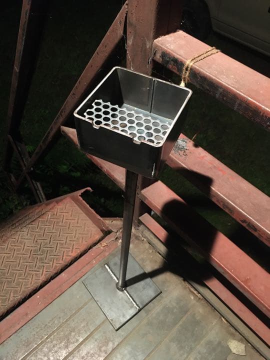 大幅値下げ！分解できるインダストリアルエレクトリカルトリプルアクセル灰皿スタンド