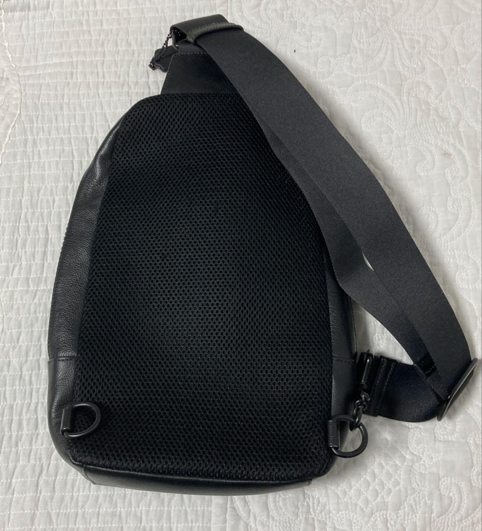 コーチ COACH メンズ 迷彩 カモフラージュ ボディバック