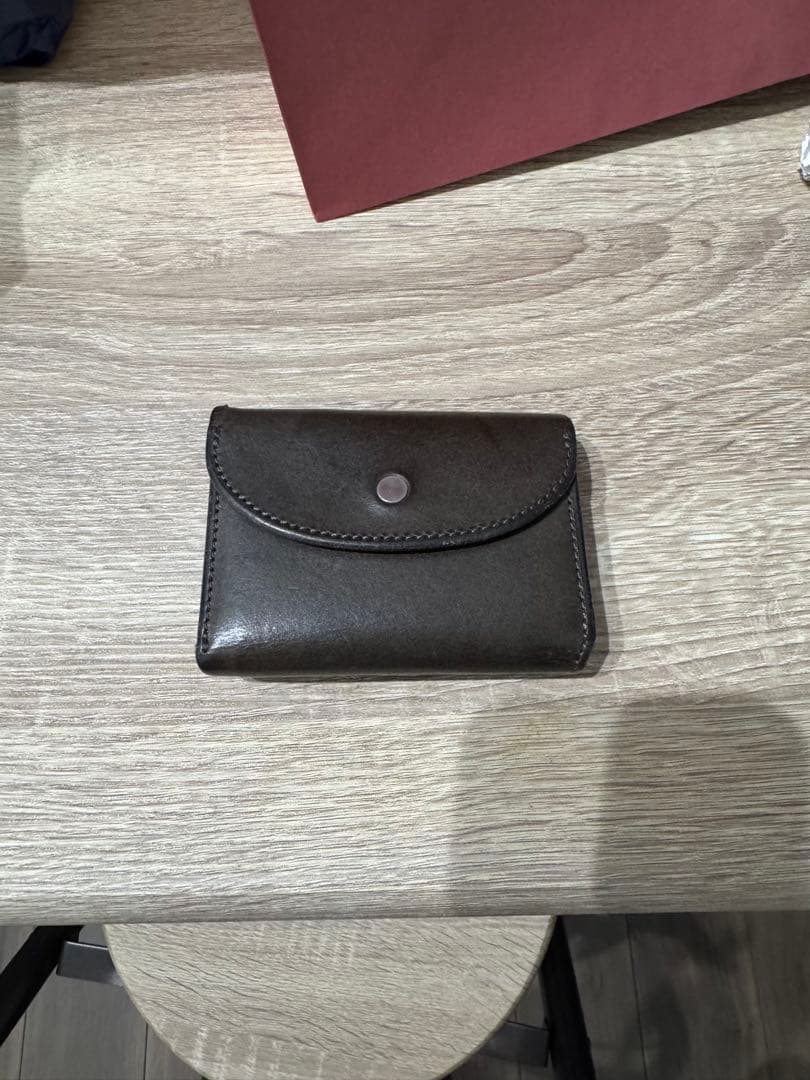 Iru 財布 コンパクトウォレット グレー 池之端銀革店