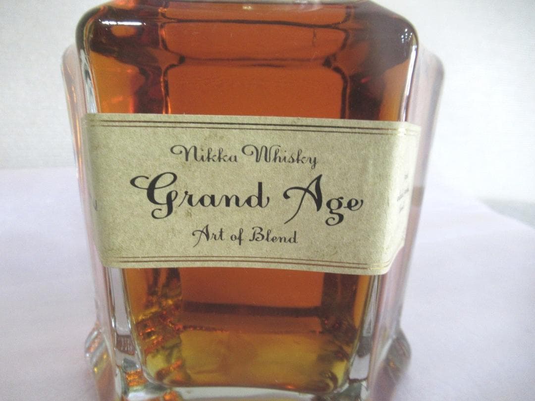 NIKKA Grand Age ニッカ グランドエイジ 660ml/45%　古酒