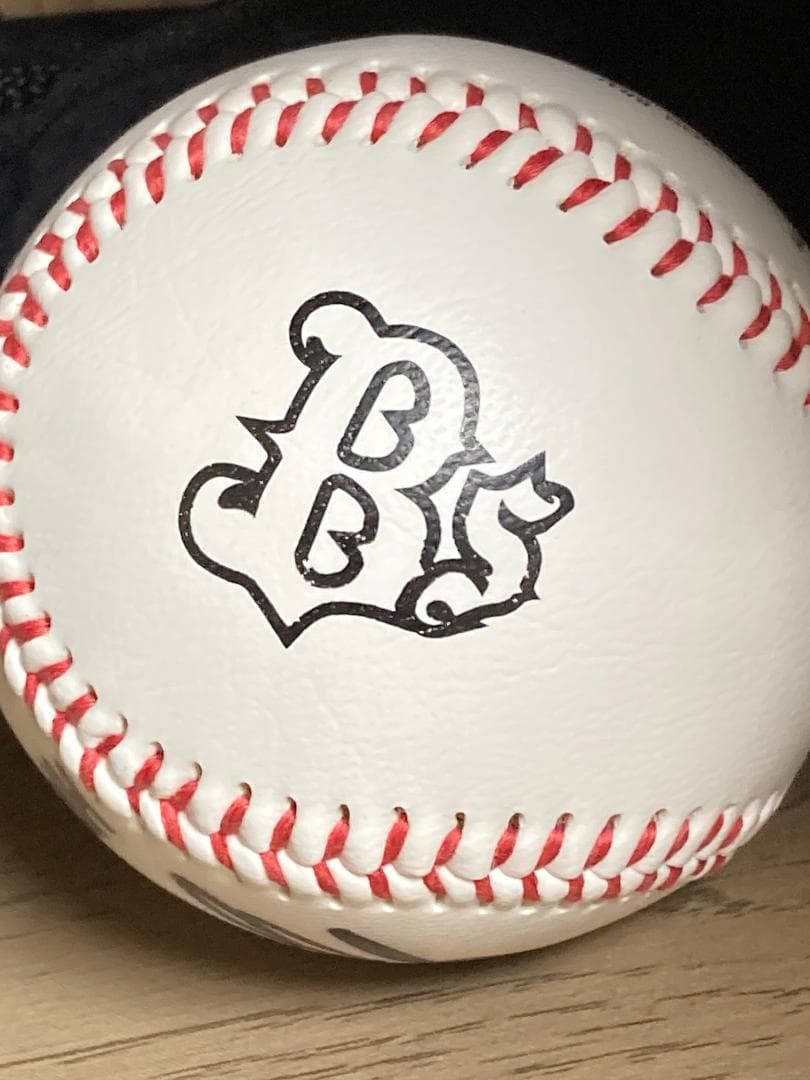 BBM T-岡田 直筆サイン入りボール