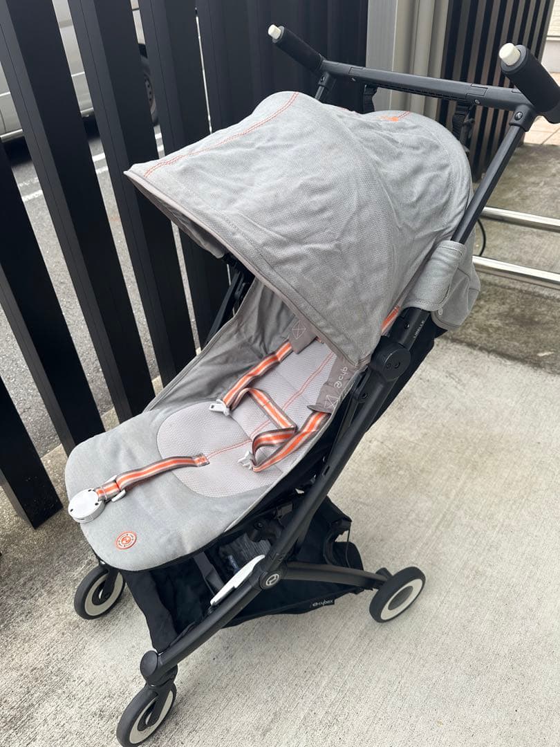 サイベックス　リベル　ライトグレー