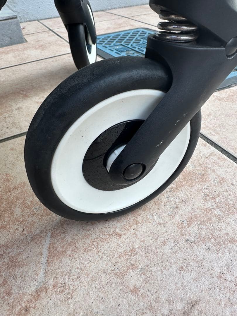 サイベックス　リベル　ライトグレー